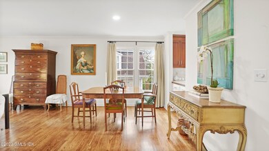 172 Field Point Rd Apt 2-print-018-018-0