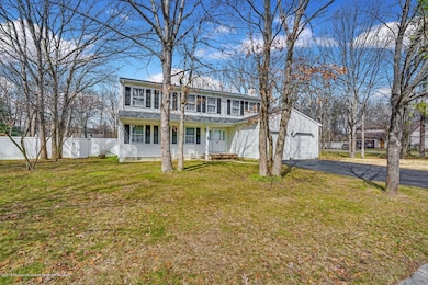 127 Ticonderoga Dr, Toms River, NJ 08755 - photo 3