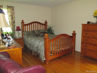 Bedroom with walkin closet and full bath with show