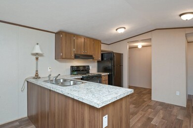 7-web-or-mls-3089 cosson circle-03