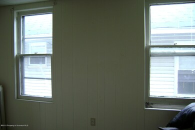 1322 Ash St, Scranton, PA 18510 - photo 5