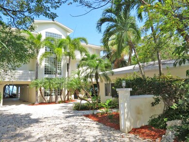 Waterfront Estate with Guest Cottage