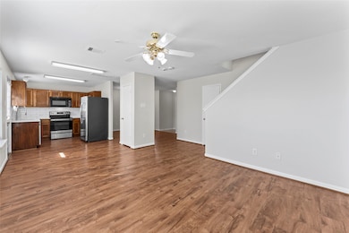 802 Blanchard Hill Ln, Houston, TX 77047 - photo 7