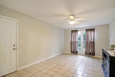 CREM_867 N Colony Unit F82_005