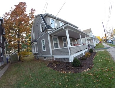 24 Ionia St, Springfield, MA 01109 - photo 3