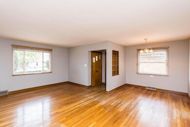 2763 Regina Ave, Columbus, OH 43204 - photo 6