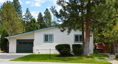 61042 Tuscany Dr unit 26, Bend, OR 97702 - photo 2