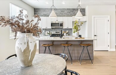 3886 E Fossil Way unit 6, Washington, UT 84780 - photo 2