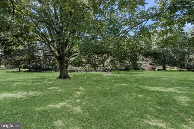 356 Forge Rd, Glen Mills, PA 19342 - photo 4