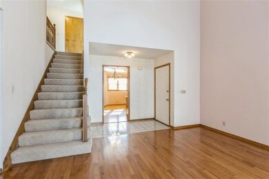 10574 Century Ln, Lenexa, KS 66215 - photo 2