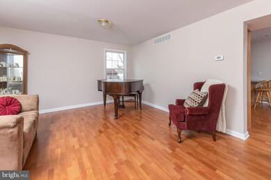 324 N Broad St, Clayton, NJ 08312 - photo 6