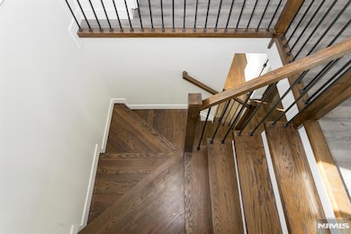 17 Warren St unit 2, Bergenfield, NJ 07621 - photo 7