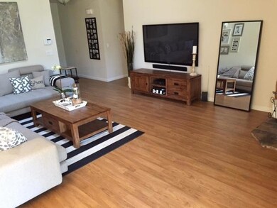 Silverfield Livingroom 2