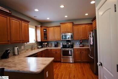 102 Hidden Springs Ln, Taylors, SC 29687 - photo 6