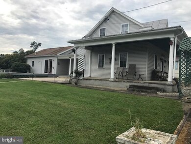 52 Rowles St, Harpers Ferry, WV 25425 - photo 2