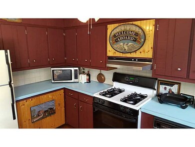 825 Post Rd, Wakefield, RI 02879 - photo 4