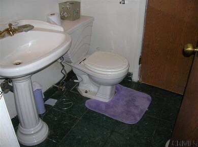 58 Catherine St, Albany, NY 12202 - photo 7