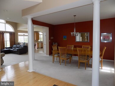 421 Longleaf Dr, Perkasie, PA 18944 - photo 6