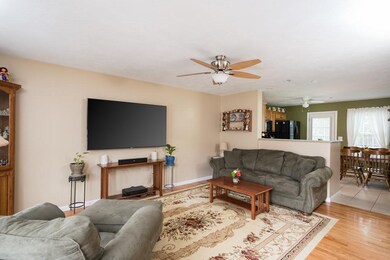 19 Boxberry Ln, Rockland, MA 02370 - photo 4