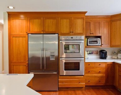 Kitchen. Screened in porch