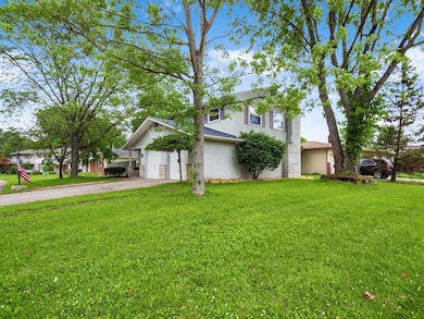 4938 Almont Dr, Columbus, OH 43229 - photo 6