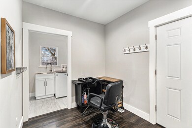 Mudroom - Garage Entry