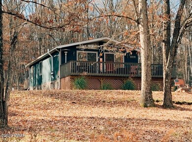 245 Fawn Lake Dr, Hawley, PA 18428 - photo 4