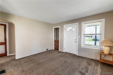 498 Esther St, North Tonawanda, NY 14120 - photo 3