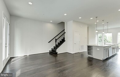 134 Cambria Walk, Alexandria, VA 22304 - photo 4