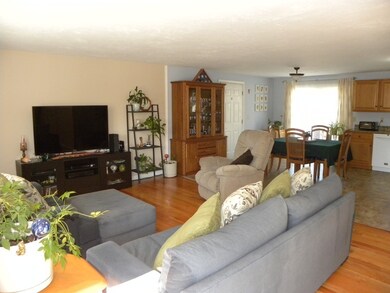 10 Theresa Cir, Oxford, MA 01540 - photo 4