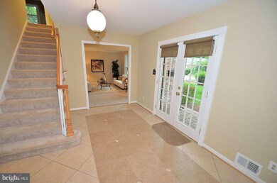 4220 N Valiant Ct, Annandale, VA 22003 - photo 4