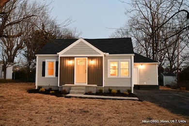 913 Adams Dr, Shelbyville, TN 37160 - photo 3