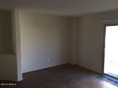 FAMILYROOM