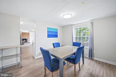 10122 Cape Ann Dr, Columbia, MD 21046 - photo 5