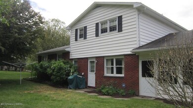 17 Pleasantview Dr, Mountain Top, PA 18707 - photo 4