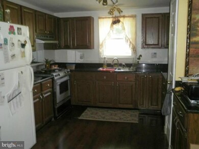 10912 Deerfield Dr, Fredericksburg, VA 22407 - photo 3
