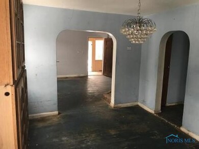 422 E 4th St, Genoa, OH 43430 - photo 7