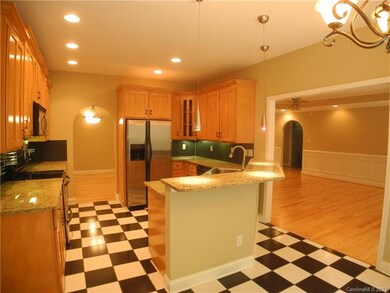 5820 Lakeway Trail S, Waxhaw, NC 28173 - photo 4