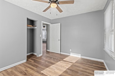 4327 Larimore Ave, Omaha, NE 68111 - photo 5