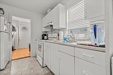 5 Cos Cob Ave, Cos Cob, CT 06807 - photo 4