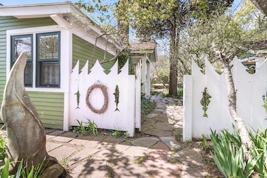 12 & 14 Maple Ave, Oak Bluffs, MA 02557 - photo 5