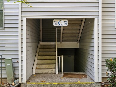 7602 Concord Ln NE unit C102, Bremerton, WA 98311 - photo 5