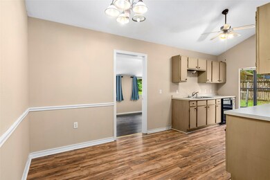 11041 Timber Rd, Cleveland, TX 77328 - photo 5