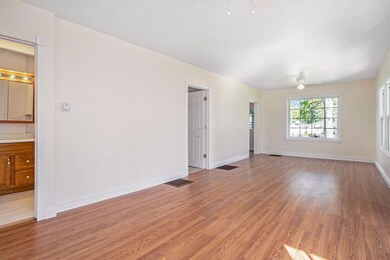 1114 Cedar St, Niles, MI 49120 - photo 6