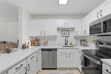 626 Shug Jordan Pkwy unit 4253, Auburn, AL 36832 - photo 2