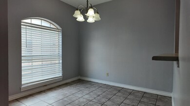 1401 E Gustavus St unit 24, Laredo, TX 78040 - photo 2