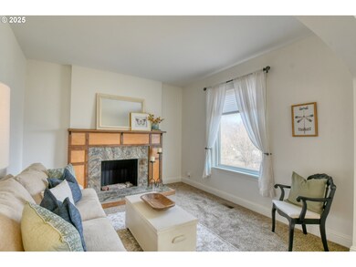 411 NW 10th St, Pendleton, OR 97801 - photo 6