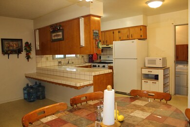 21106 Iris Ave, Porterville, CA 93257 - photo 4