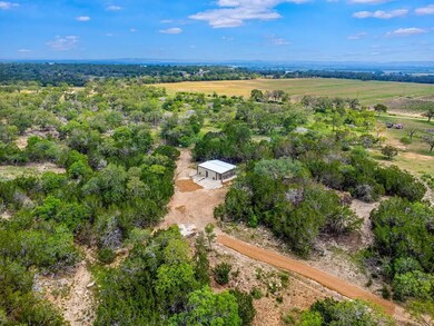 998 Pfiester Rd, Fredericksburg, TX 78624 - photo 2