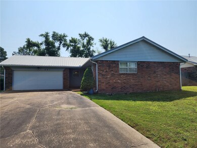 301 Rodric Dr, Siloam Springs, AR 72761 - photo 2